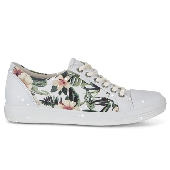Ecco Shoes - BRAND NEW ecco sneakers size 6